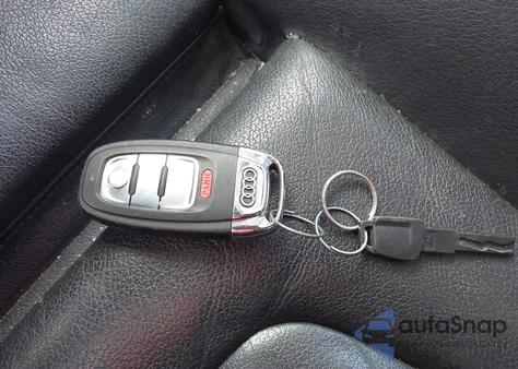 2013 Audi A4 2.0T Premium z USA, uszkodzony, nr VIN WAUFFAFL1DN005438